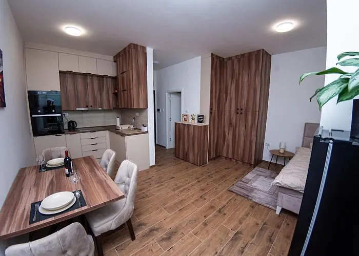 Exclusive 3 Апартаменты Суботица